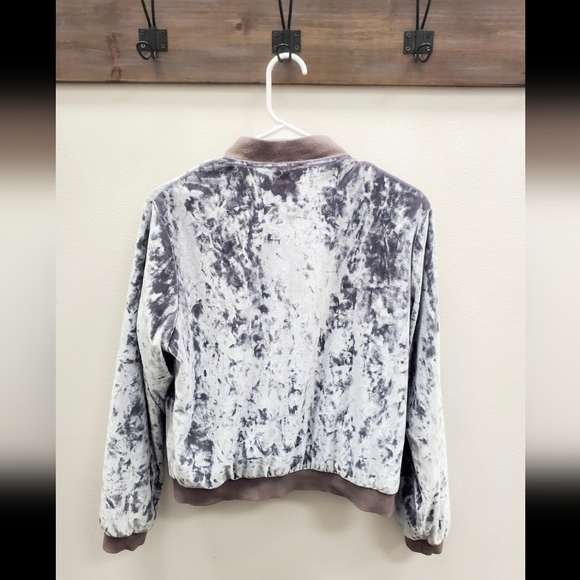 Cloud Chaser gray crushed velvet jacket - Picture 2 of 8